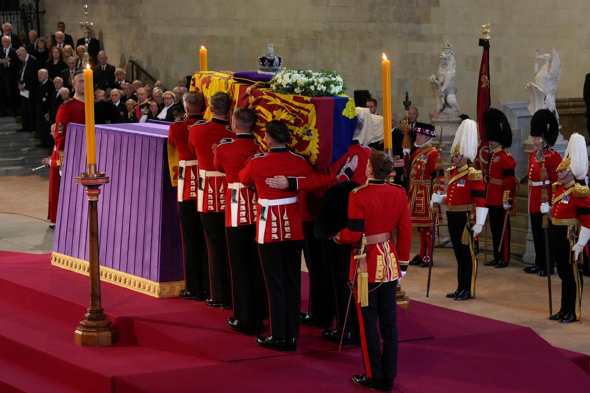 Britain mourns Queen Elizabeth