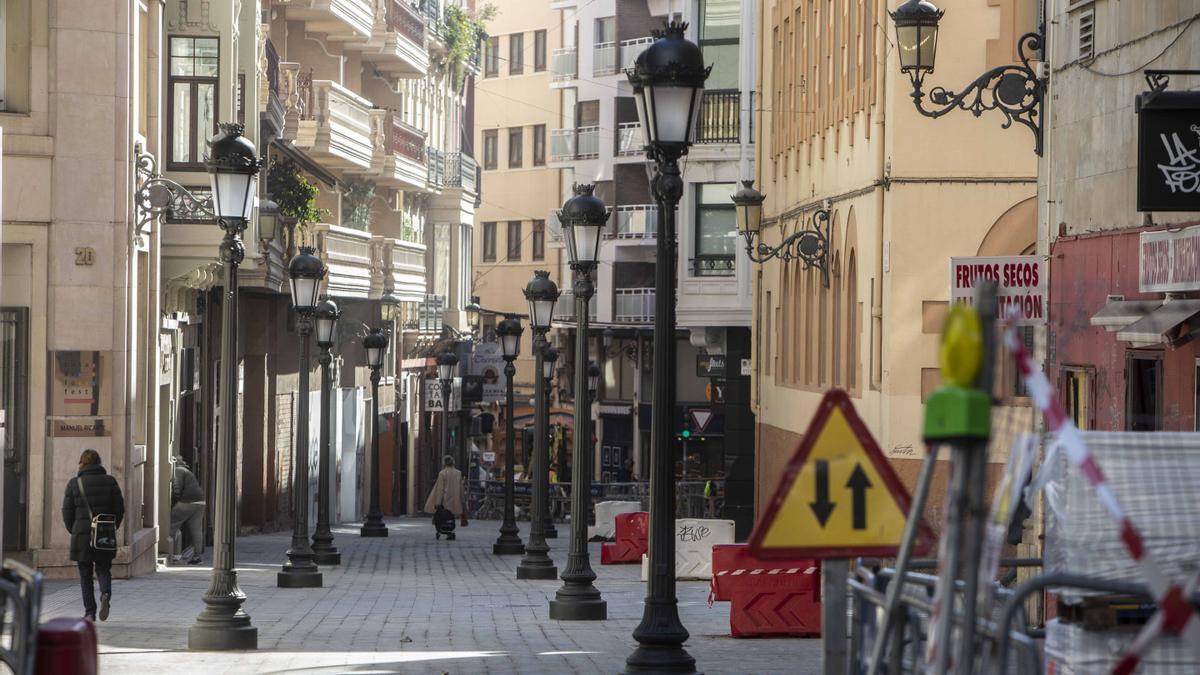 Así queda la calle Constitución tras su peatonalización