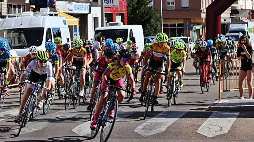 Fiesta ciclista en Benavente 