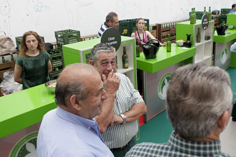 Salón de la sidra en Gijón