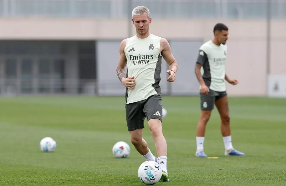 Osasuna examina al Real Madrid de Xabi Alonso en su debut en pleno ferragosto madrileño