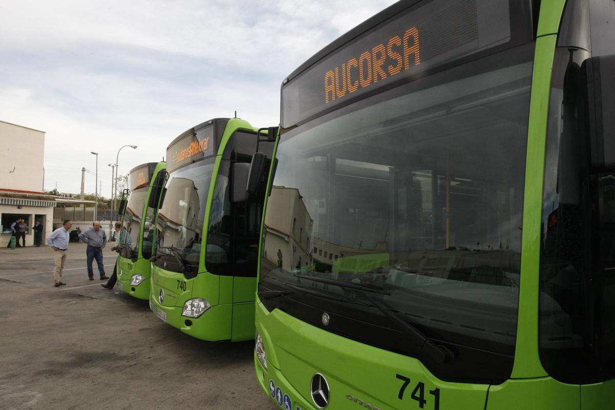 Autobuses de Aucorsa.
