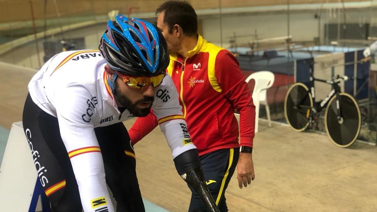 Alfonso Cabello en la concentración de la selección española de ciclismo en pista.