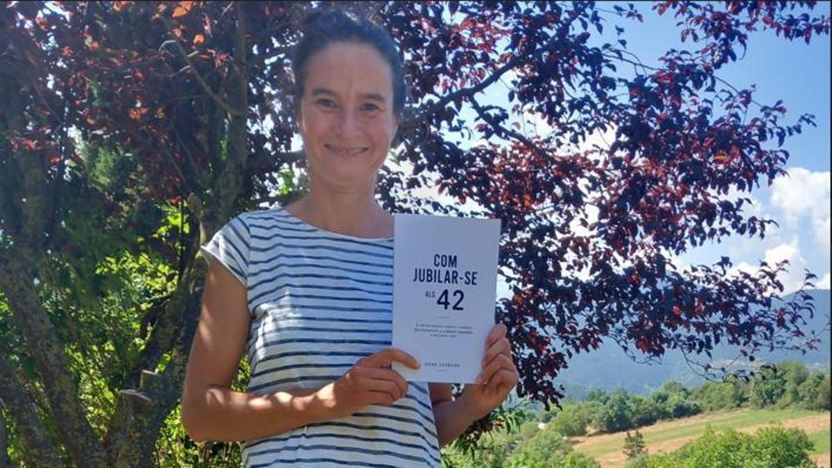 Irene Ferrero, escriptora: "Cal treballar 40 hores a la setmana durant 40 anys?"