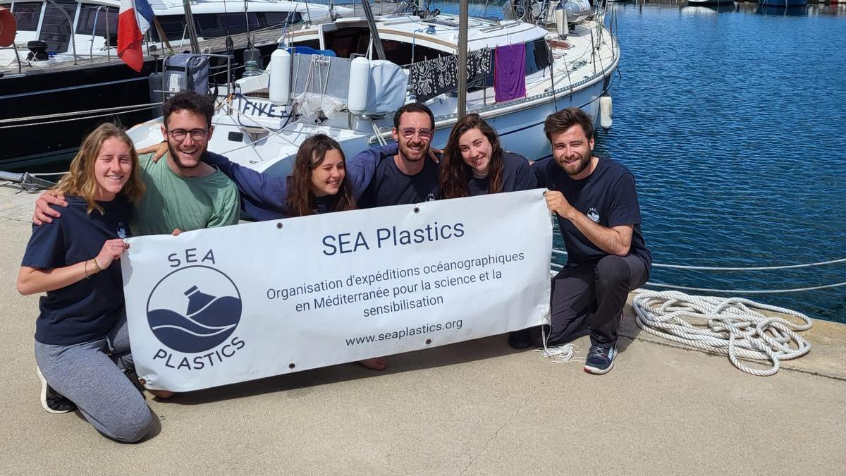 SEA Plastics sensibilitza estudiants de Roses sobre l’impacte dels microplàstics al mar