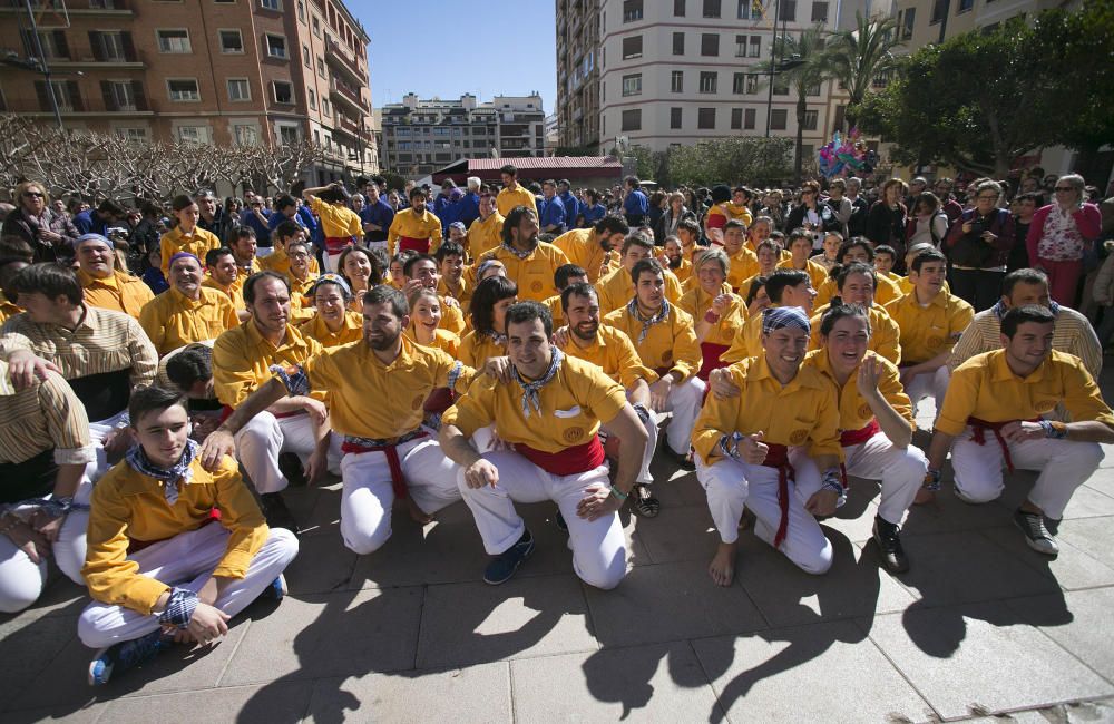 La conlloga de Castelló realiza la primera muixeranga de cinco alturas