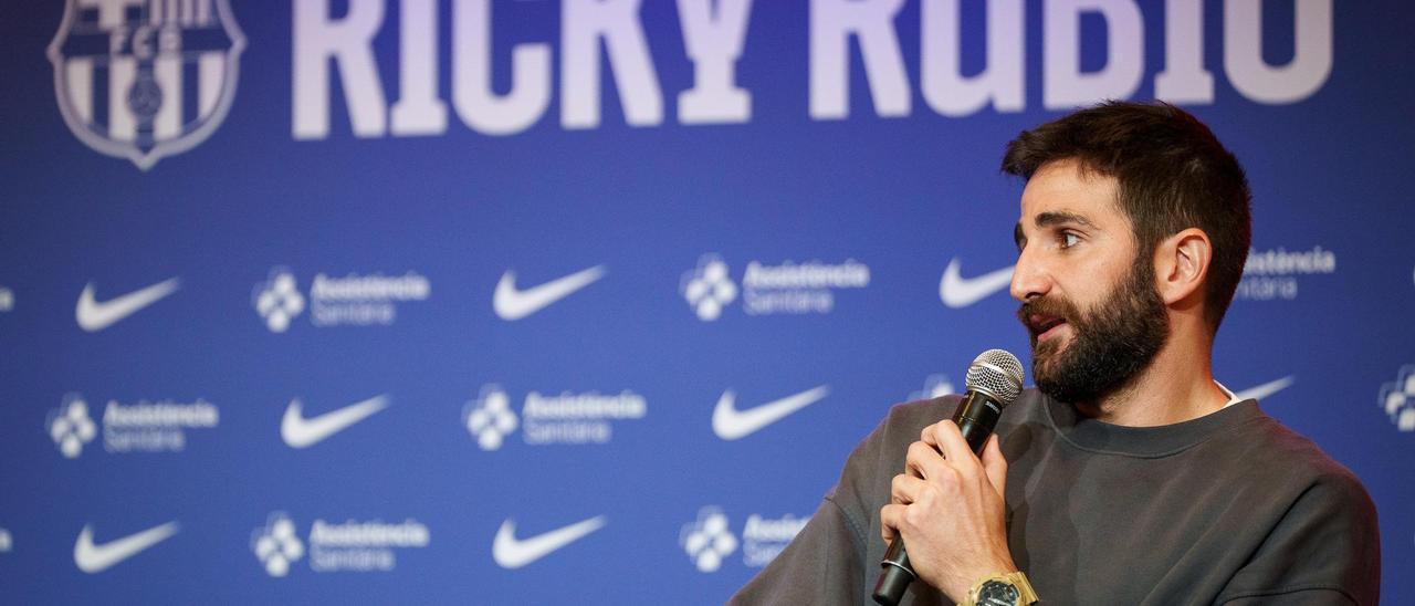 Ricky Rubio, durante su presentación como jugador del FC Barcelona