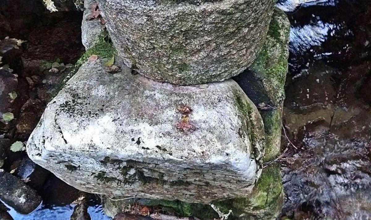 A derruba inminente da ponte dos Portamuíños