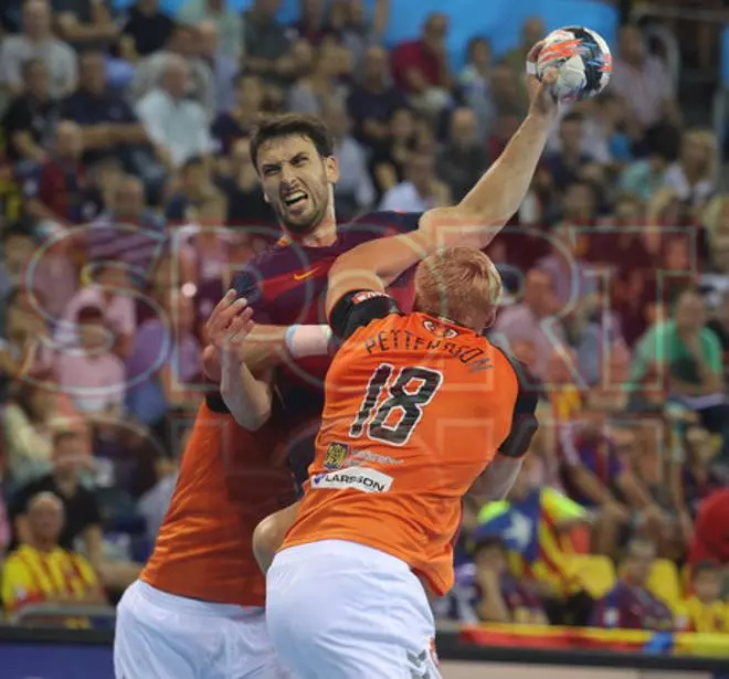 Balonmano: FC Barcelona, 34 - Kristianstand, 32