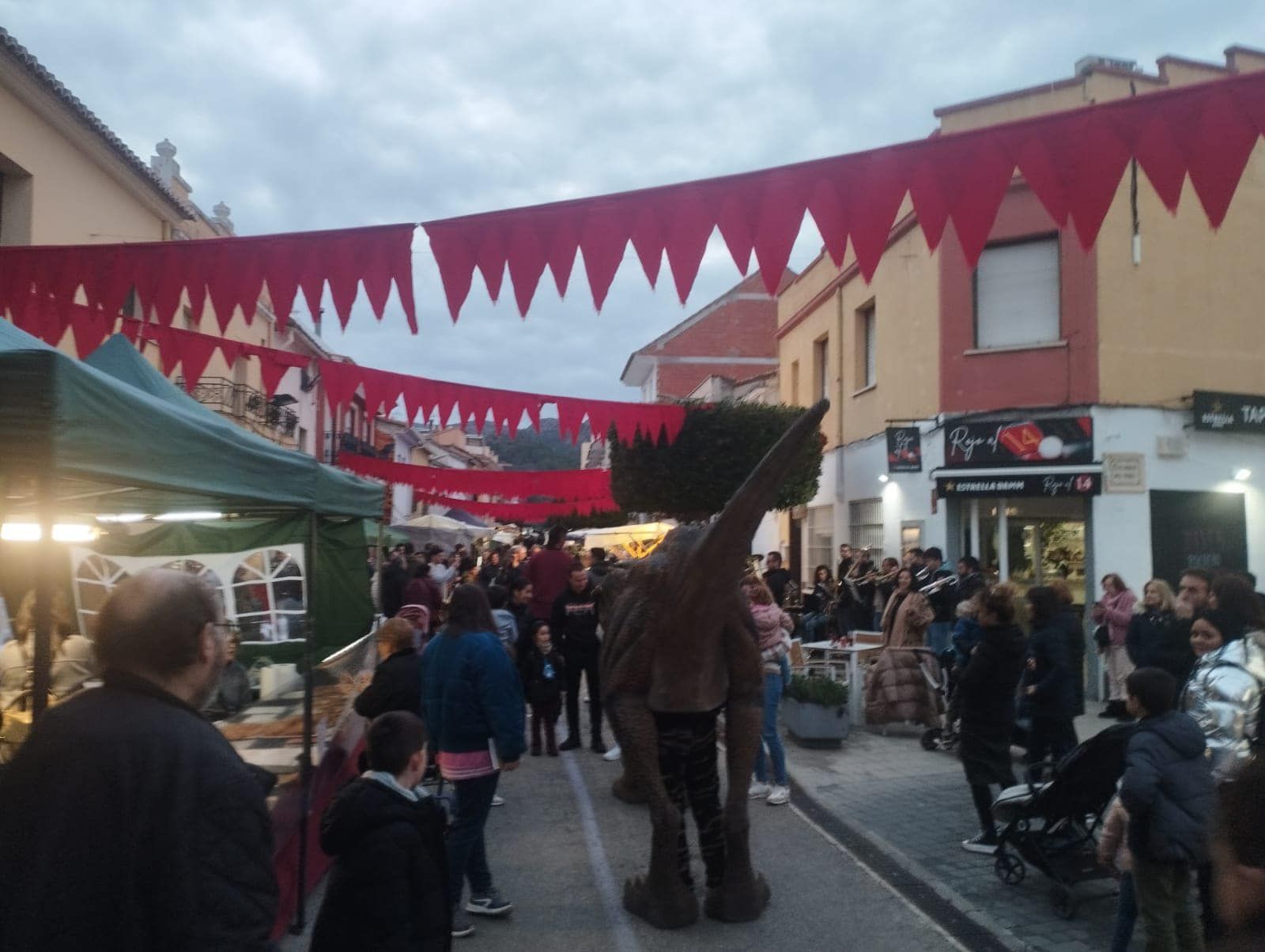 Las imágenes del porrat de Sant Antoni de Benirredrà-Gandia