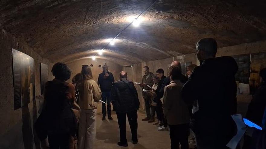 Via Crucis al refugi antiaeri de la Renaixença