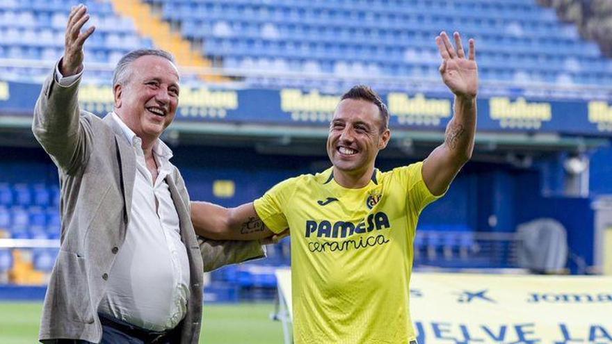 Santi Cazorla vive su tarde más mágica en el Estadio de la Cerámica