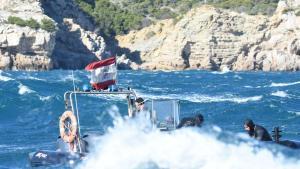 El equipo de submarinistas de la Guardia Civil en LEstartit.