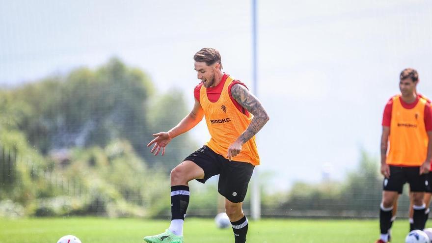 Antonio Casas cierra el mercado del Sporting: once fichajes, diez salidas y las operaciones que no llegaron a ser
