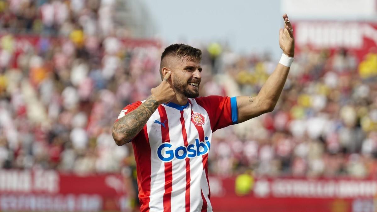 Portu celebra un gol en su reestreno en Montilivi