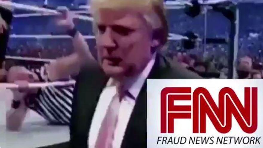 Donald Trump difon un vídeo on colpeja a un home amb el logo de la CNN en la cara