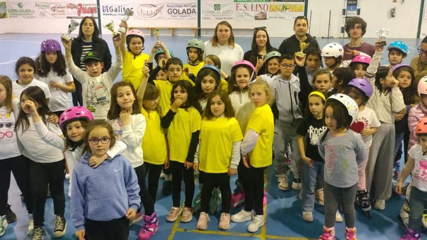 Fiesta sobre ruedas en las escuelas deportivas de Agolada