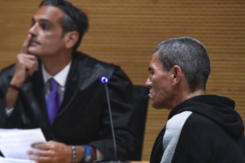 04-11-19 LAS PALMAS DE GRAN CANARIA. CIUDAD DE LA JUSTICIA. LAS PALMAS DE GRAN CANARIA. Juicio contra un hombre que mató a su sobrino en Puerto del Rosario.   Fotos: Juan Castro.  | 04/11/2019 | Fotógrafo: Juan Carlos Castro