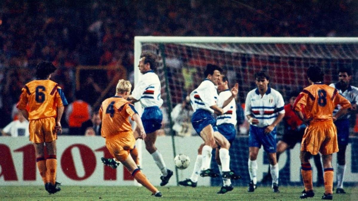 Koeman marca el gol que dio al Barça la primera Copa de Europa en Wembley-92.