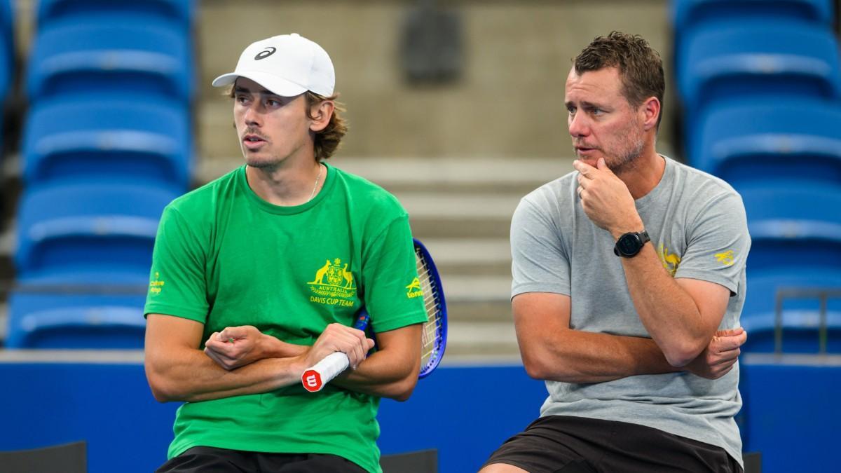 Lleyton Hewitt, junto a Alex De Miñaur