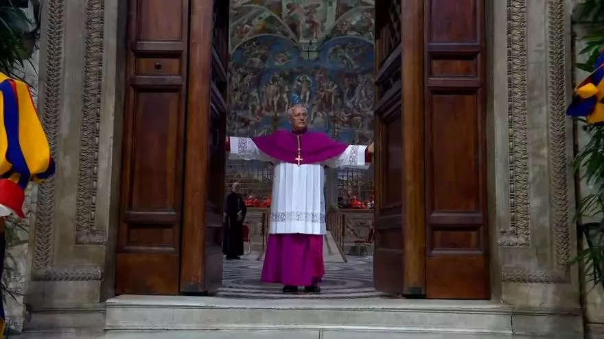 Puertas cerradas en el cónclave: los cardenales inician la primera votación para elegir al nuevo Papa