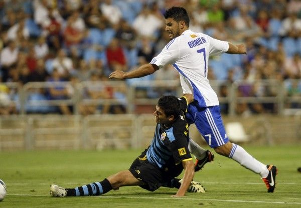 El Real Zaragoza logra el trofeo 'Carlos Lapetra' en la tanda de penaltis