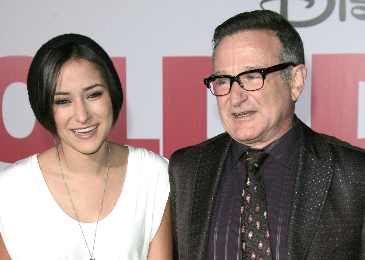 Zelda Williams con su padre, el actor Robin Williams, fallecido en 2014. Zelda Williams con su padre, el actor Robin Williams, fallecido en 2014.