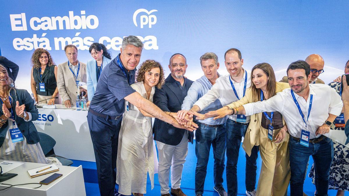 El PP catalán quiere "rejuvenecer" su estructura con cuatro congresos provinciales este otoño