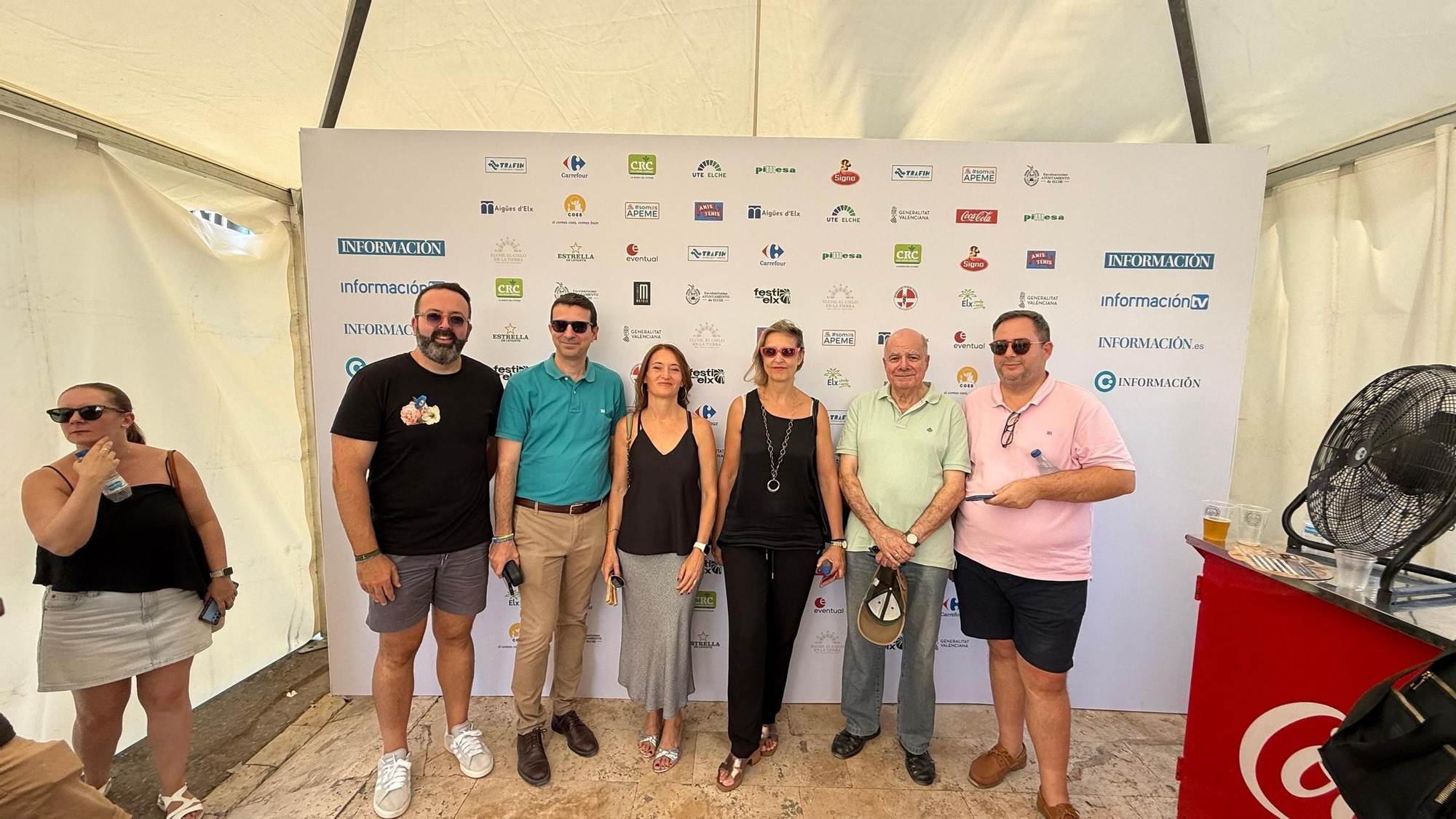 Imágenes del penúltimo día del Racó de InformaciónTV en las fiestas de Elche