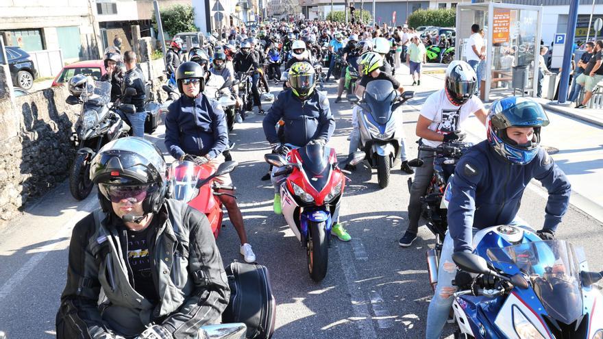 Los motores rugen una última vez por Yago, el joven motorista porriñés fallecido en Tui