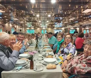 Más de ochocientos jubilados de Llanera participan hoy en la comida de San Isidro