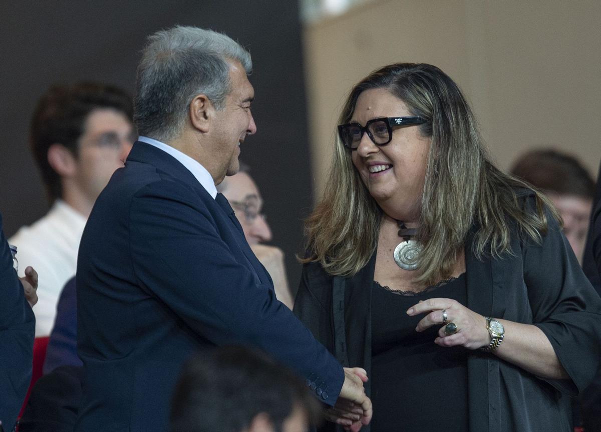 Les dones no manen en  l’esport Les dones no manen en  l’esport