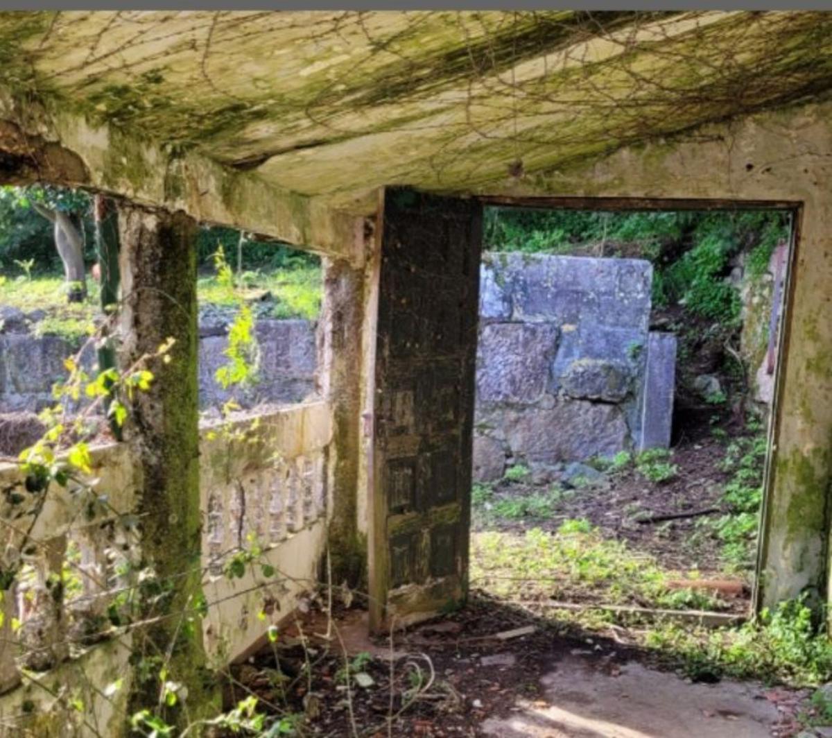 «Solaina» de acceso al pazo. | FdV