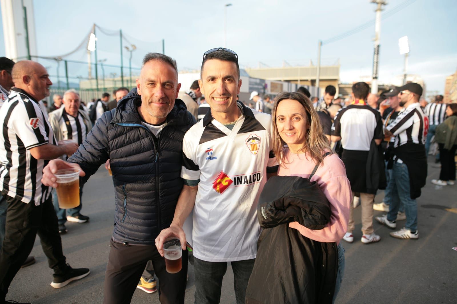 Galería de imágenes: Caluroso recibimiento de la afición al Castellón frente al Almería