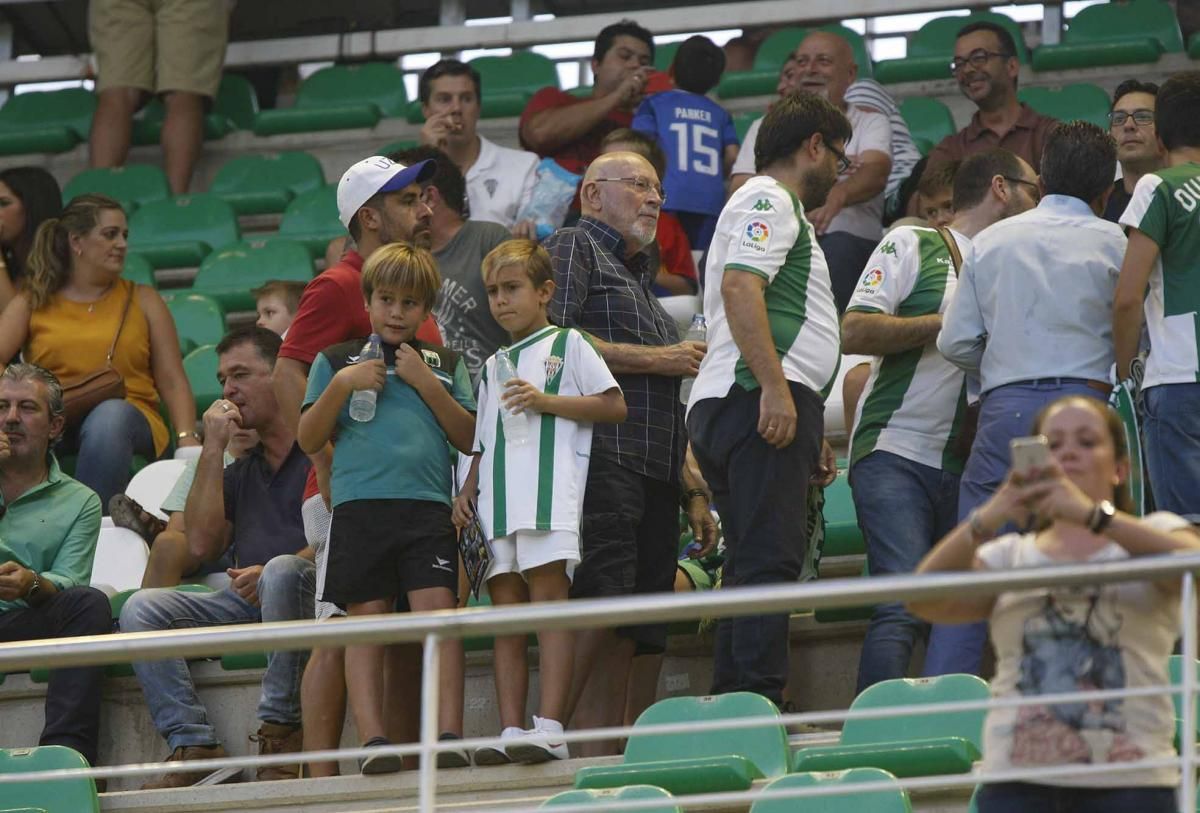 Los aficionados en el Arcángel