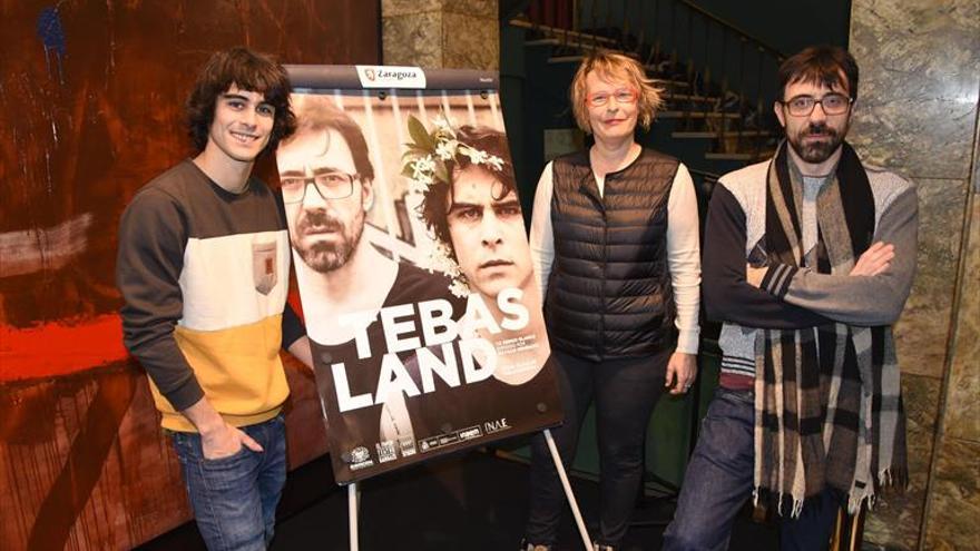 ‘Tebas land’, un viaje de la tragedia inquietante a la luz