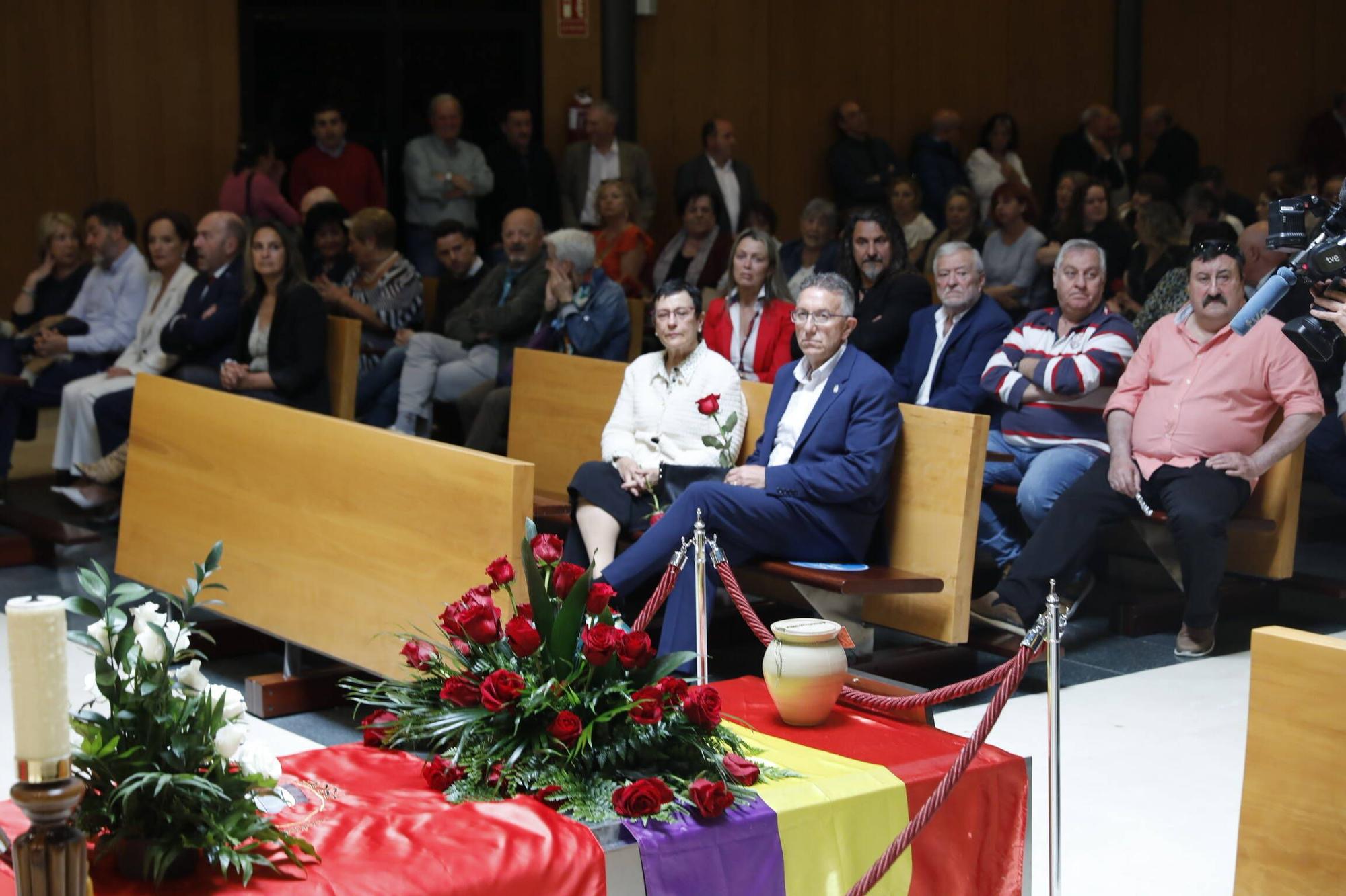 En imágenes: Así fue el emotivo acto de despedida de Maricuela