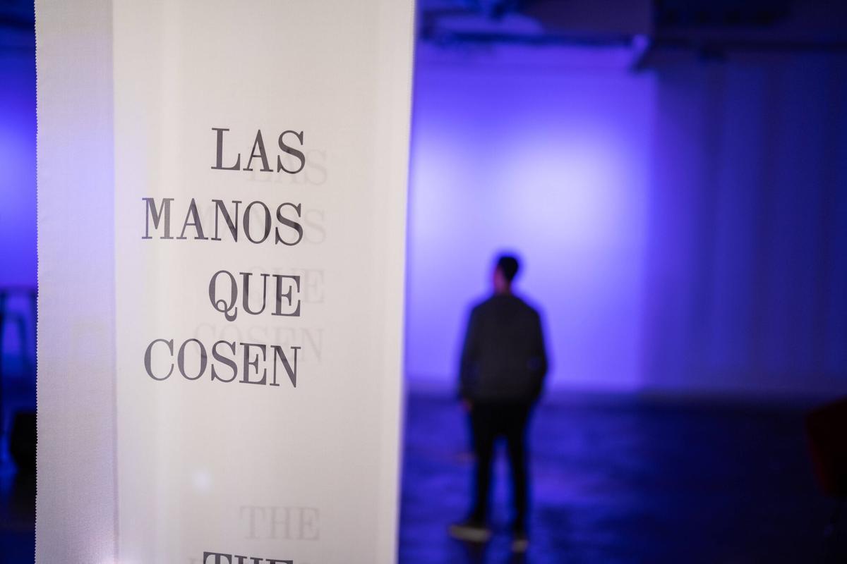 Barcelona. 18/03/2026 Cultura. Cobertura de la exposición 'Las manos que cosen' del Museo Cristóbal Balenciaga, organizada en el marco del Moritz Feed Dog, festival con el que colaboramos. Reportaje gráfico de la muestra y sus contenidos. FOTO de ZOWY VOETEN