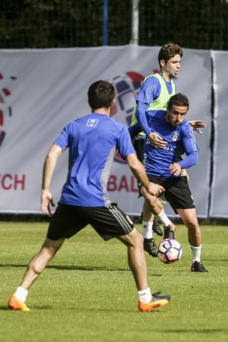 Entrenamiento del Real Oviedo 18/04/2017