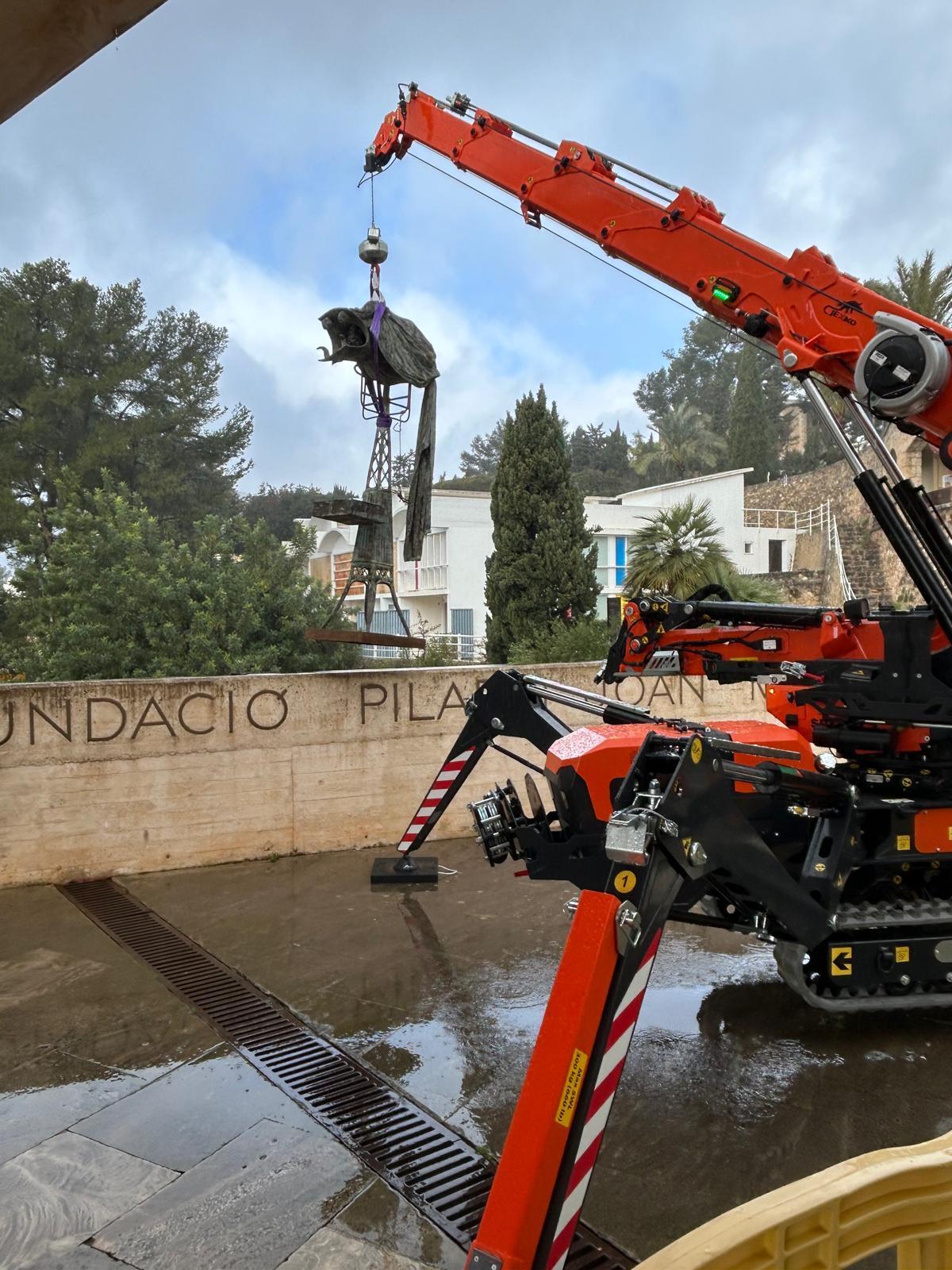 Cinco esculturas monumentales de Joan Miró se incorporan al jardín de la Fundació Miró Mallorca