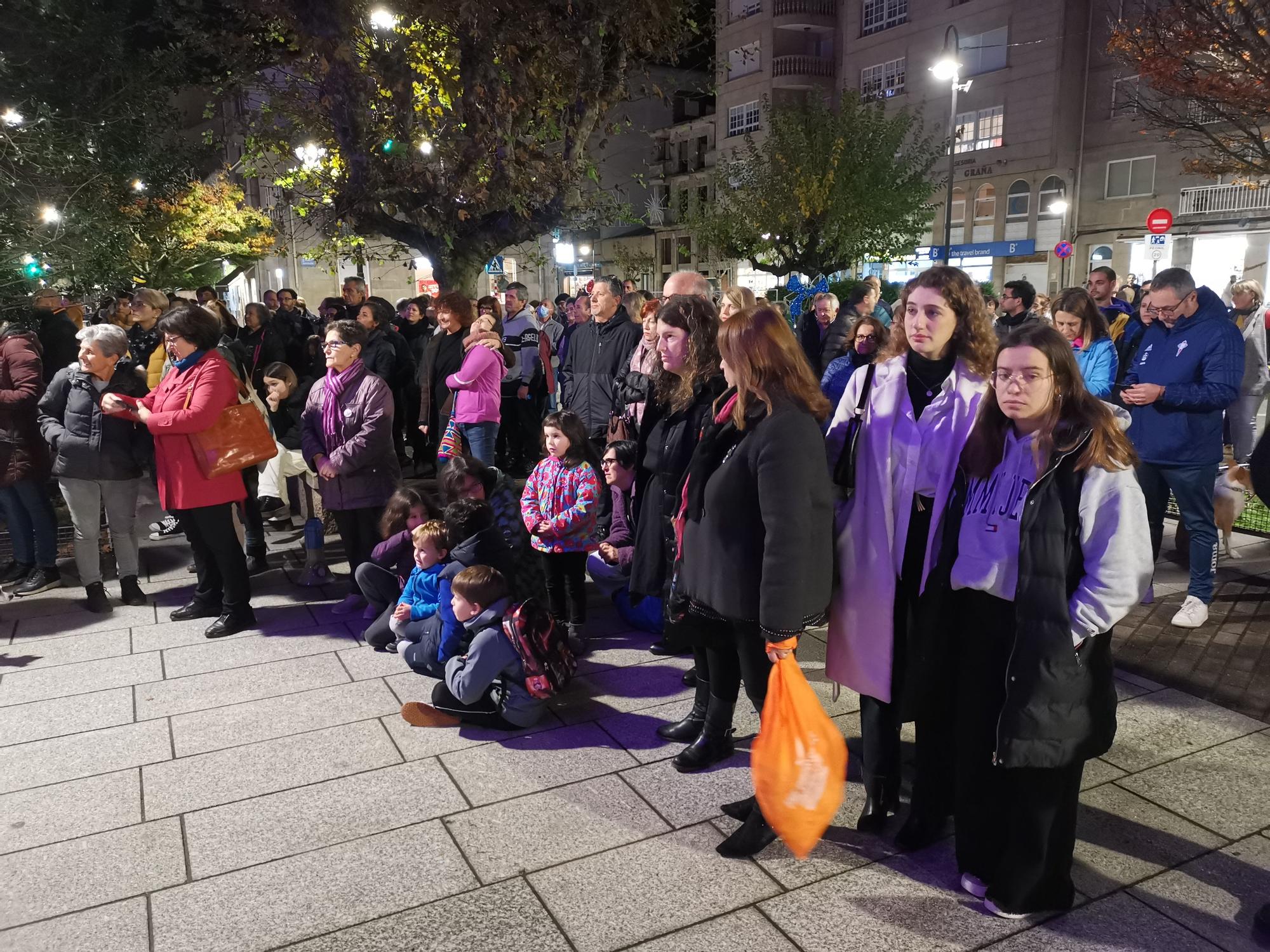 La celebración del Día Internacional contra las Violencias Machistas en Cangas