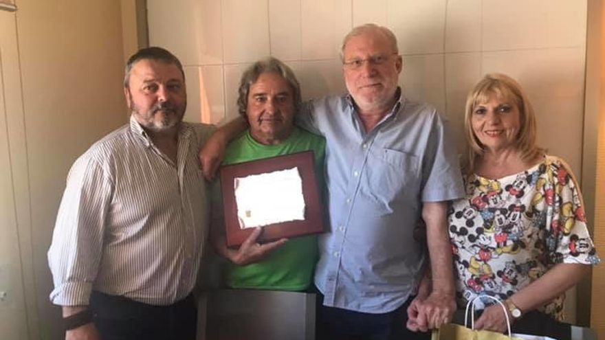 Torás homenajea al edil socialista Cayetano Mañes