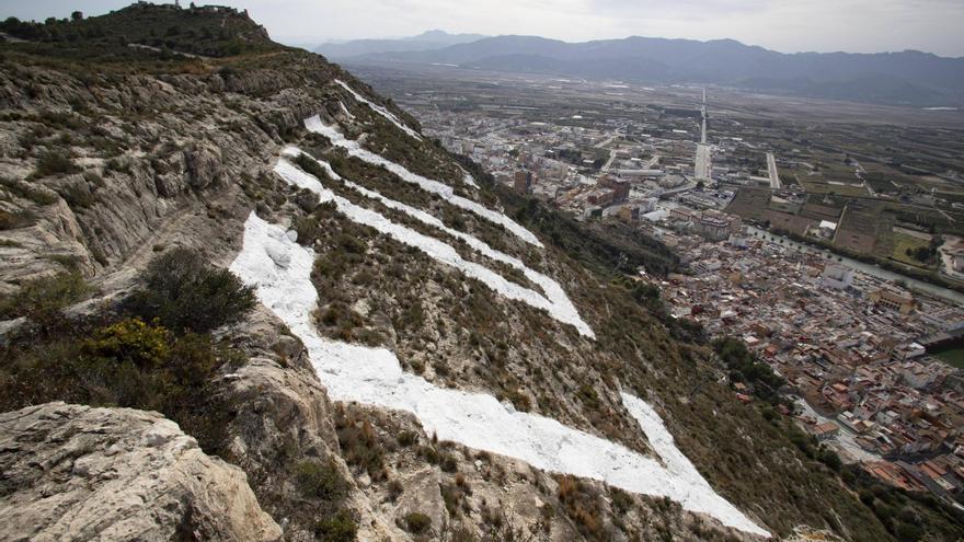 Cullera cifra en 55 millones el coste de la indemnización para salvar la montaña