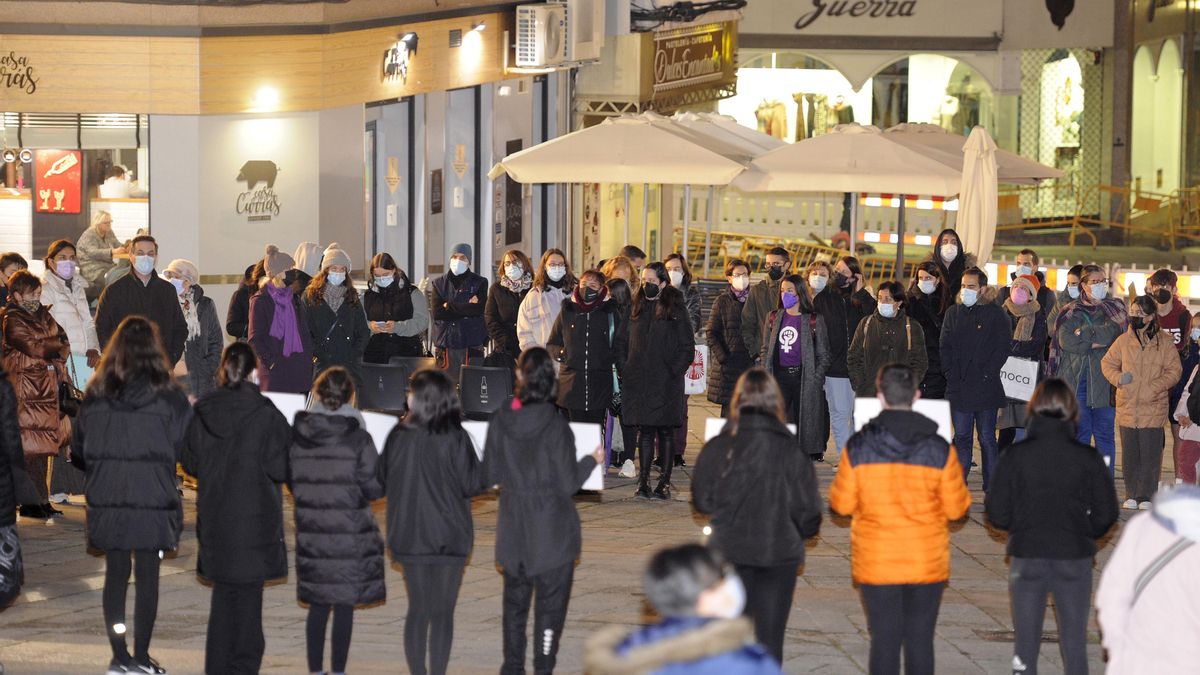 25N: Galicia salió a la calle vestida de morado