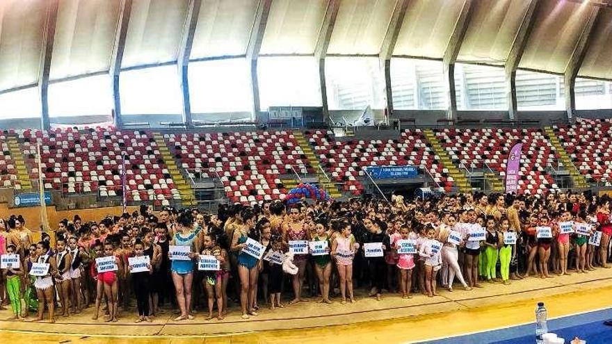 Solidaridad y deporte en el Palacio de Riazor