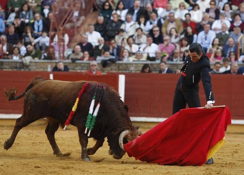 El Cordobés corta dos orejas en su vuelta a los Califas