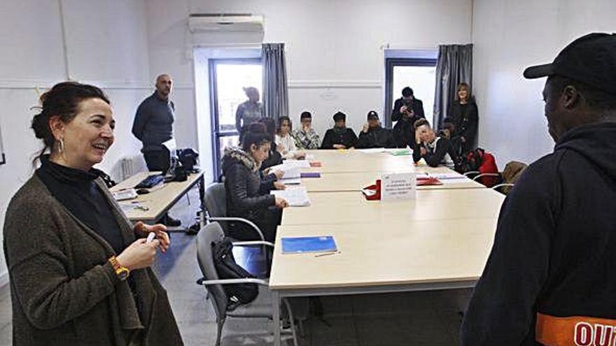 La Generalitat crea 78 places per a menors migrants sols a Girona els últims dos mesos