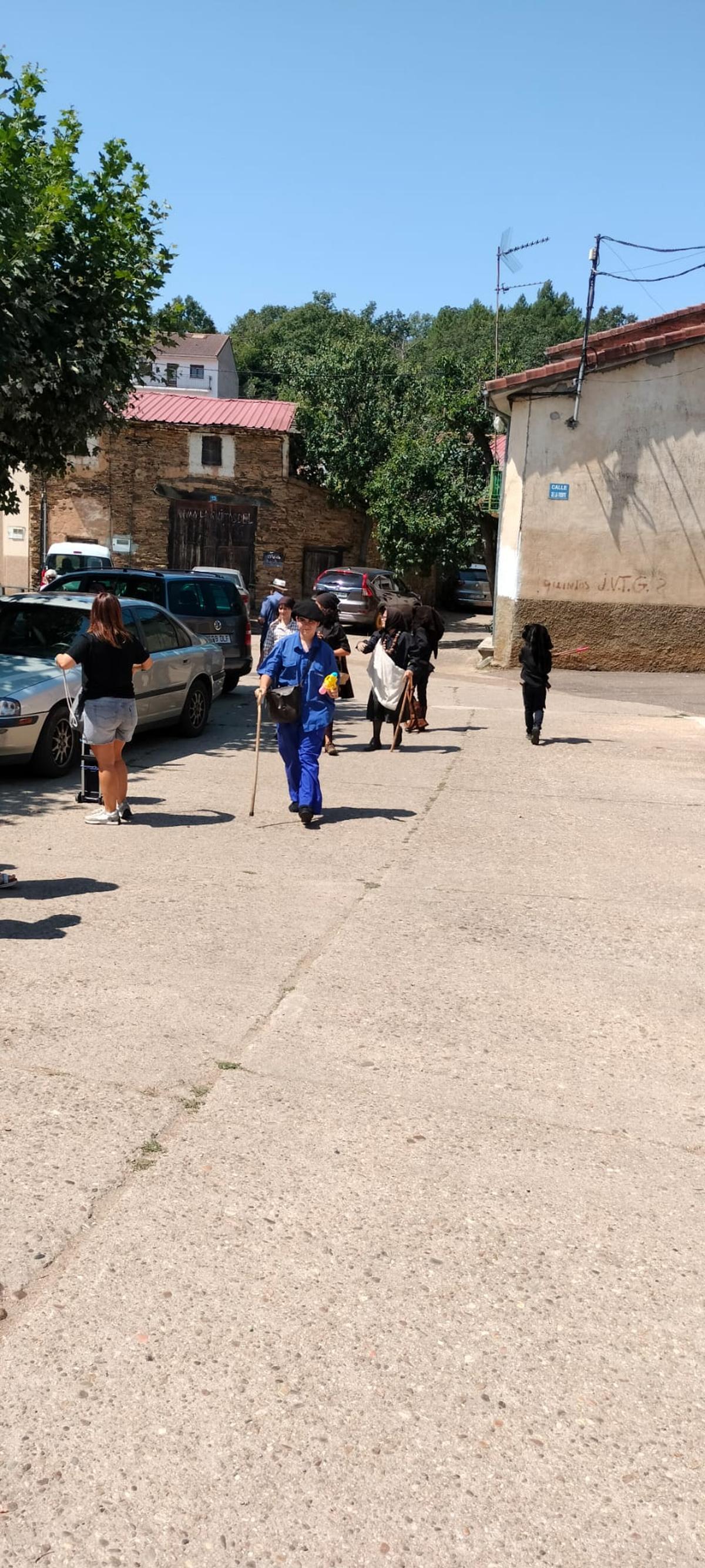 San Vicente de la Cabeza recupera El Atenazador, la única mascarada ibérica del verano
