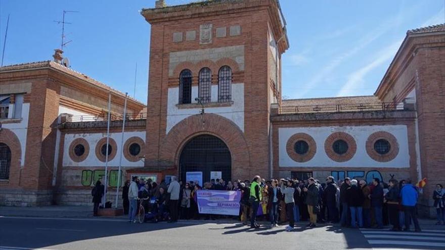 Una campaña pide crear un Espacio de la Memoria en la cárcel vieja