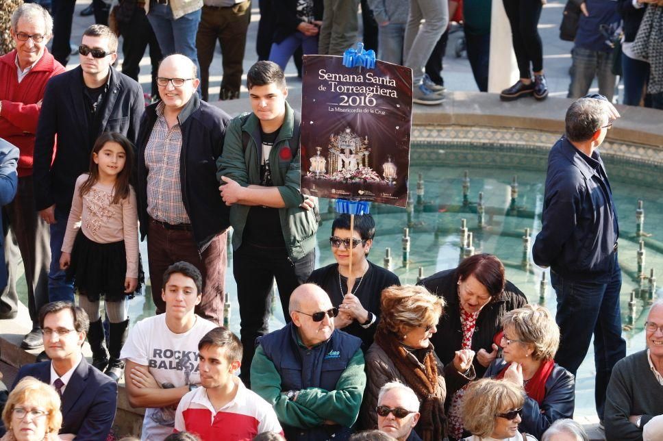 Los cofrades se manifiestan por la Semana Santa tradicional